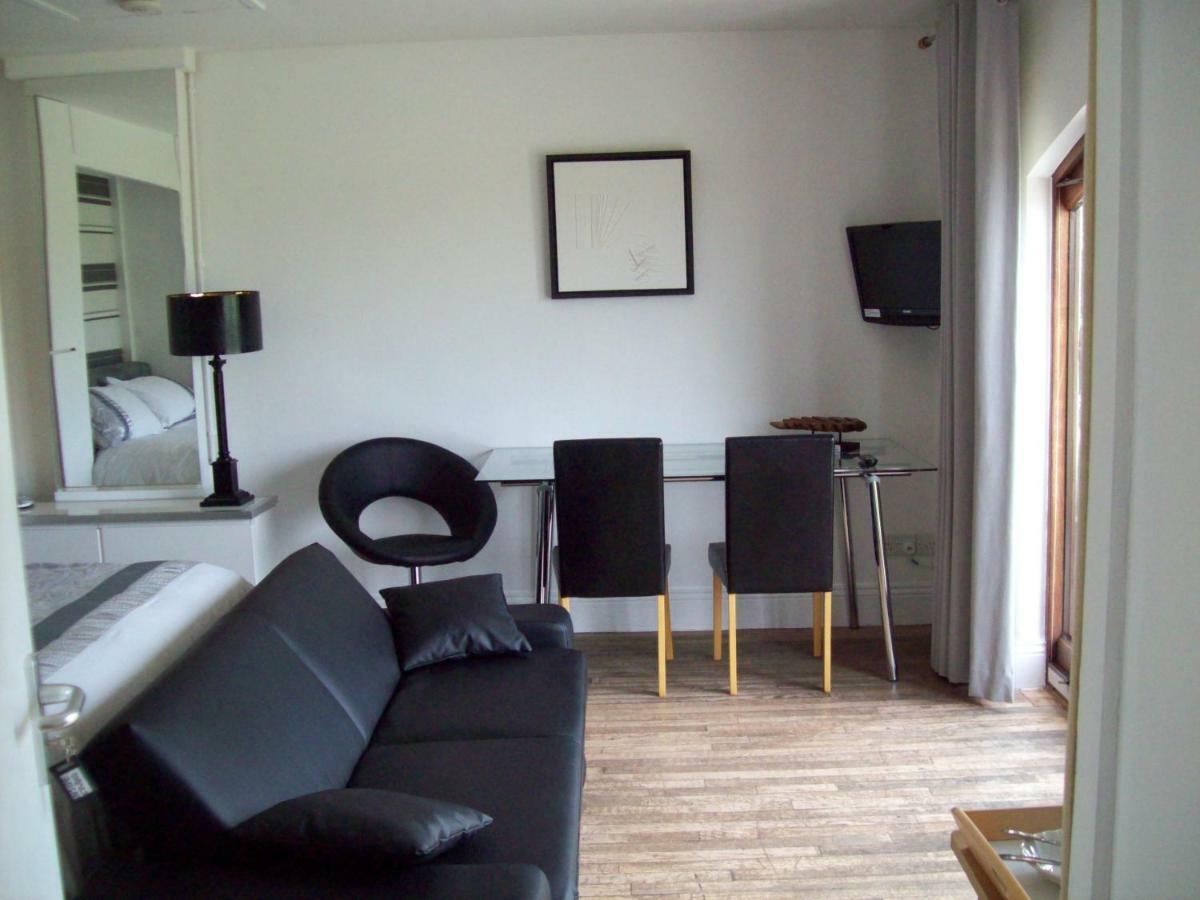 Willow Barn Boutique B&B Worle Экстерьер фото