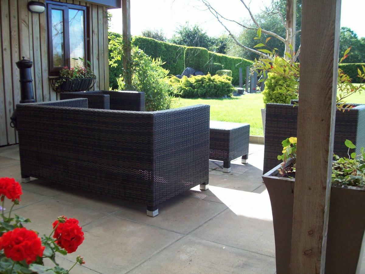 Willow Barn Boutique B&B Worle Экстерьер фото